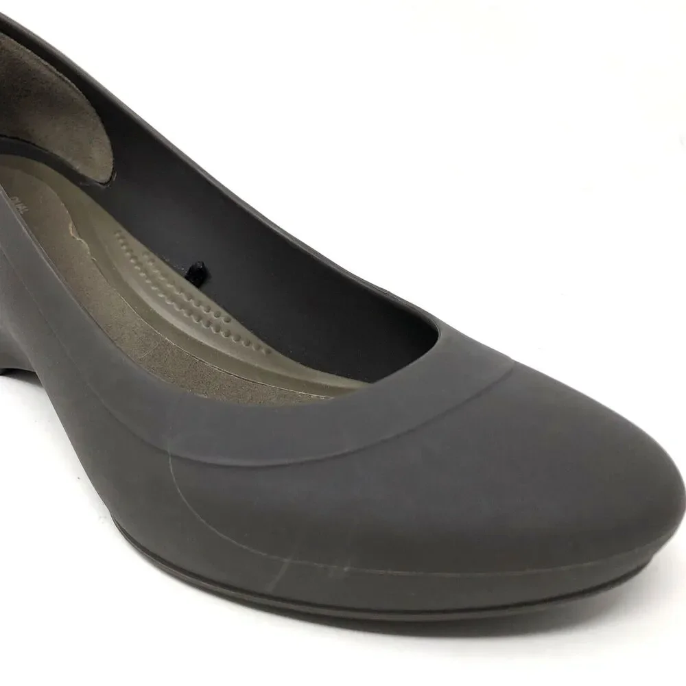 Crocs Lina Wedge Pumps Womens 8 Taupe Slip On Heels Comfort Career Shoes NWOT